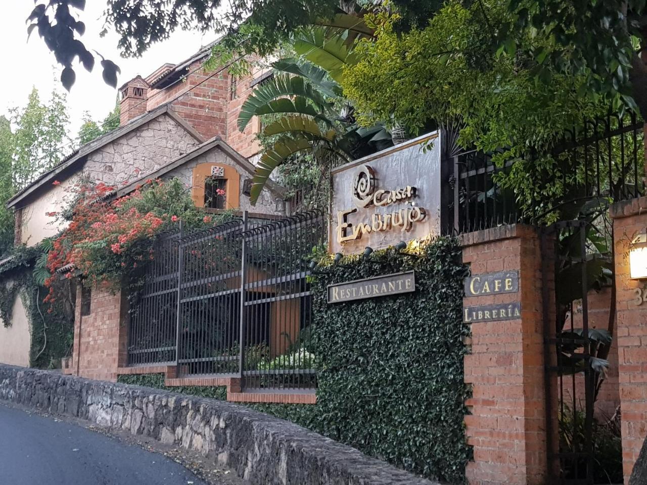 Casa Embrujo Morelia - Boutique Exterior photo